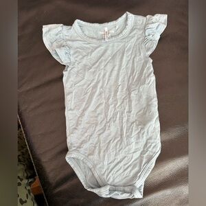 Post peanut bodysuit 6-12 months